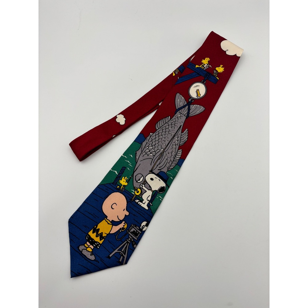 Peanuts Mens OS Necktie Red World's Greatest Fisherman Snoopy Charlie Brown 58"